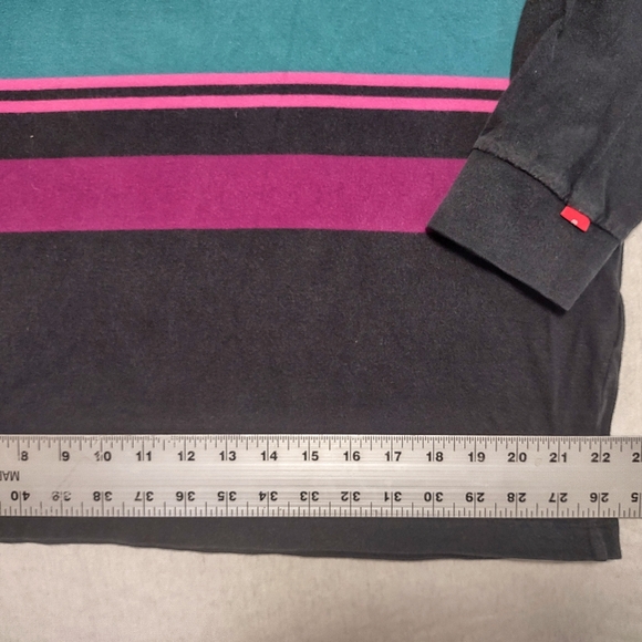 Black Purple & Teal Long Sleeve Cotton T Shirt From Levi's Red Tab| Medium - Picture 9 of 9